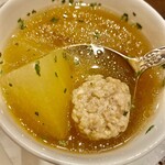 洋食 キムラ - ほくほく食感のつみれ　＆　とろける程に柔らかな大根。