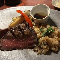 カルネジーオ イースト - 