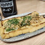 立ち呑み あかしや - 油揚げ納豆乗せ