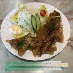 とみ塚 - 料理写真:Bセット(お好み焼き／サラダ)　680円