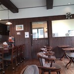 たかざわ珈琲店 - 奥の部屋は喫煙席　分煙されてます