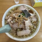 やひこ - チャーシュー麺（大盛、油）