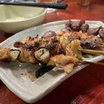 赤鬼 - 串焼盛り合わせ5本（770円）