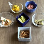 ガーデニア(ホテルマイステイズプレミア成田) - 小鉢は、和食⁈