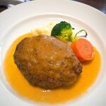 フィールド - ハンバーグステーキランチ