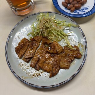 立飲スタンド 三楽_1