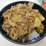 牛めしげんき - すき焼きっぽい「牛めし(\400)」。