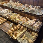 Boulangerie Queue - 