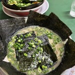 とんこつラーメン よかろうもん - 