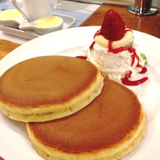 ホットケーキパーラー フルフル 赤坂店