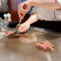 神戸牛 鉄板焼 リオ 大阪御堂筋店 - 