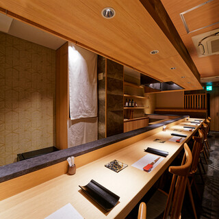 アクセス良好◆木の質感が心地よい寛ぎの和空間