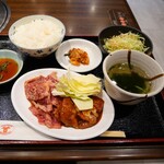 焼肉 明月 - 