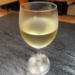 Uoshin - グラスワイン白 500円