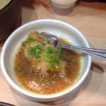 ロマンシング とんかつキッチン たぐ - ピリ辛おろしソース