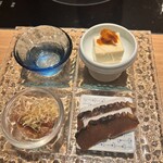 はれや別邸 - 酒肴 ウニ豆腐、ずいき、鯖のへこしと大根⇽逸品です 越前地酒