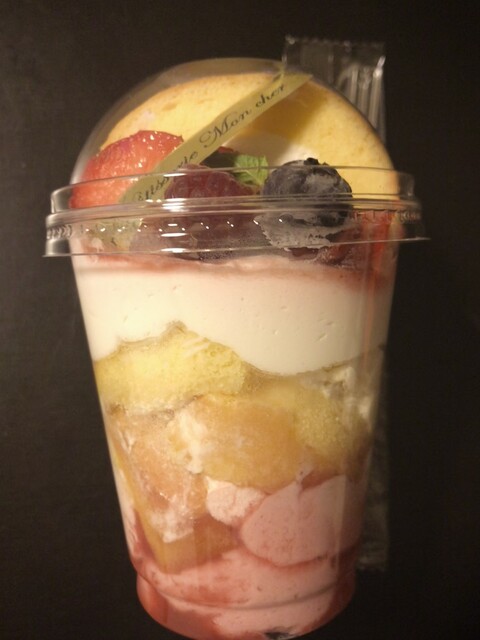 Moncher Nihonbashi Mitsukoshimise Ten photo 2