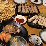 卓上レモンサワー＆ハイボール 焼鳥食べ放題 乾杯500酒場 新橋店 - 