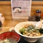麺屋酒田 in山形 - 人気一番船飯850円