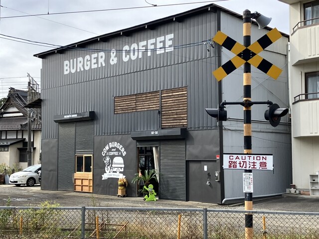 Cow Burgers（カウバーガーズ） &ndash; 福島市のハンバーガー店 | 美術館図書館前
