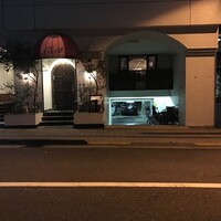 エリオ・ロカンダ・イタリアーナ - 半蔵門駅の反対側にカフェがあります。