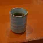 神楽坂おいしんぼ食堂 - べっとりと口の中が不快になる事もなく、お茶を飲み干してお上品に食事を終えました。