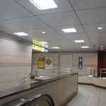 神楽坂おいしんぼ食堂 - エスカレーターを登り切った後は道なりに進んで