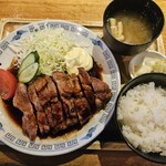 烏森絶メシ食堂 - ポークソテーライス