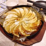 格安ビールと鉄鍋餃子 3・6・5酒場 - 