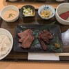 牛たんと和牛焼 青葉苑 - ほとんどの方が牛たん&牛ハラミランチを注文されていました