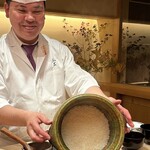 天ぷら 元吉 - ご飯が炊けました♪
      お米は長野県産鈴ひかり