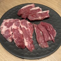 金山成吉思汗 - 