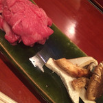 さ行 - すき焼き：山形牛・名残松茸