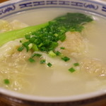 香港麺 新記 - 雲吞湯麺
