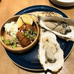 ASTERISCO - ミルキーな生牡蠣とかなわ水産の牡蠣フライ