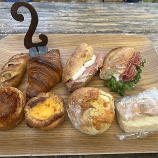 口コミ一覧 : 丘の上のパン屋 - たまプラーザ/パン [食べログ]