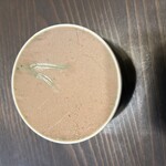 Abats - 結構なボリュームです。器が陶器なので洗って使えるのも良いです。