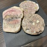 Abats - ボリュームあるように見えて、瞬殺で食べてしまいました。