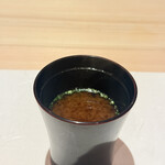 WASHOKU SUSHI ゆゆ梅田 - 赤だし