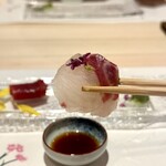 WASHOKU SUSHI ゆゆ梅田 - 真鯛