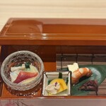 WASHOKU SUSHI ゆゆ梅田 - 先付け　季節の八寸 5種