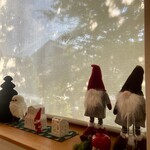 terho - 出窓の飾りは行くたびに変わってて楽しい♬