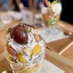 terho - 奥には友達のterhoパフェ