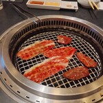 黒毛和牛一頭買い焼肉 道頓堀みつる 上本町店 - 