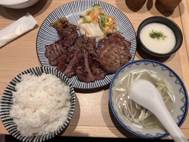 Sumiyaki Gyutan Higashiyama Chubu Kokusai Kuko Sentorea Ten