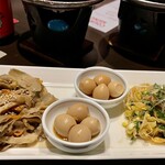 ホテルおもと - 冷菜3種
醤油麹きんぴらごぼう、ウズラの卵生姜味噌漬け、麹チキンの旨辛ナムル
