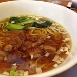陽山 - 牛すじ湯麺