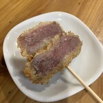 呑処 大阪梅田 ブラウン - 国産牛串カツ一本