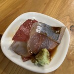 呑処 大阪梅田 ブラウン - 肉と魚の造り三種盛り