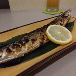 食べ呑み処 佳 - さんまの塩焼き